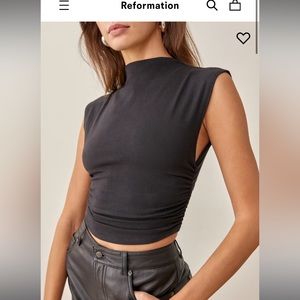 Reformation turtle neck crop tank. Black XS